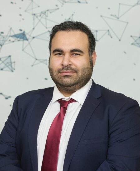 Reza NAMVAR